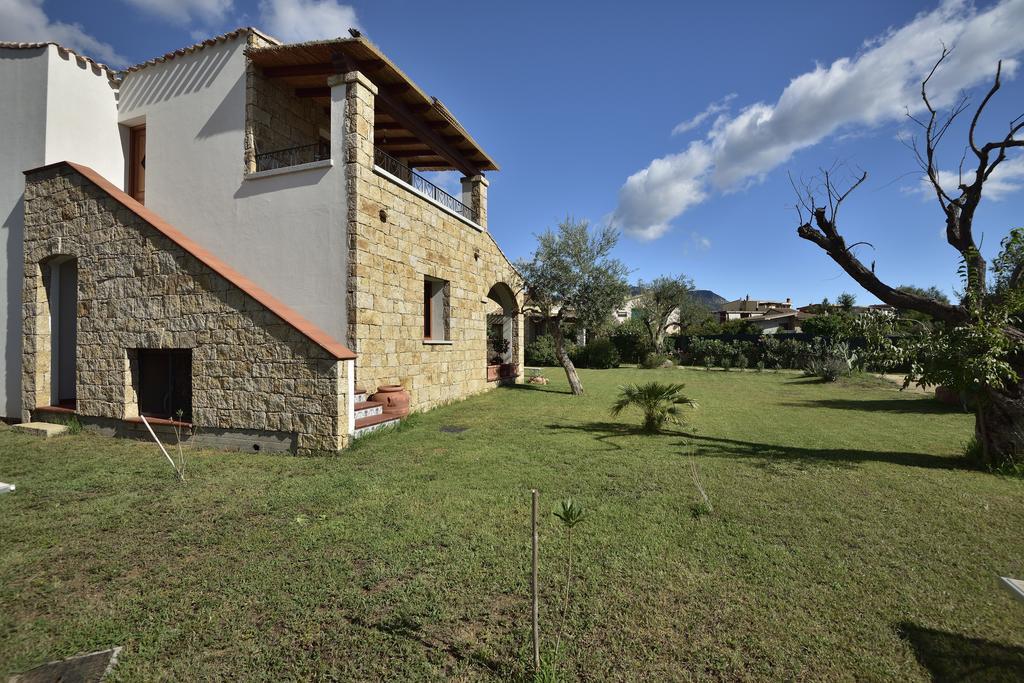 Villa Menhir Лотцораи Экстерьер фото