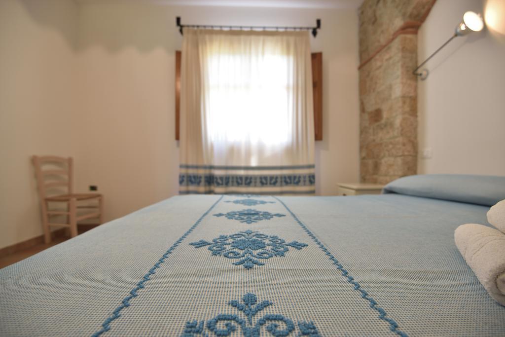 Villa Menhir Лотцораи Экстерьер фото